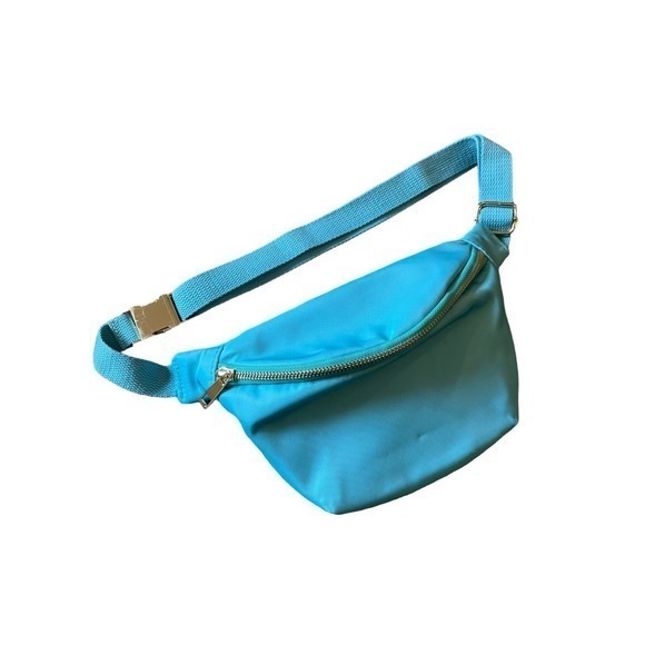 NWOT‎ Pink Lily Nylon Aqua with Gold Belt Bag w/ Adjustable Strap - Picture 1 of 12